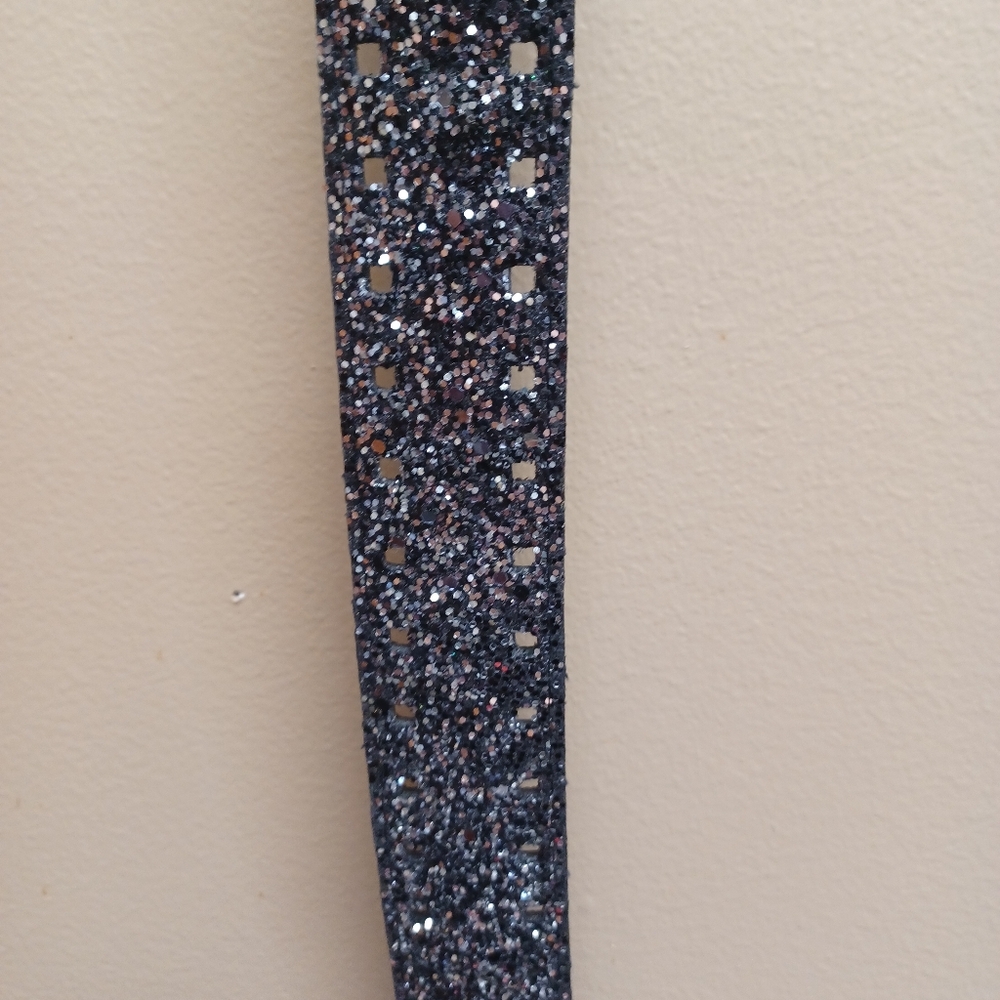 Sparkly Black Belt with Silver Buckle - XL - Picture 4 of 9